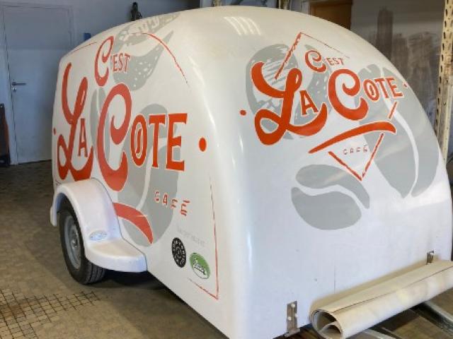 Aménagement d'une remorque café à Caen